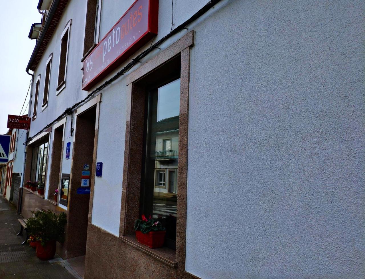 Casa Peto Outes Hotel Eksteriør billede
